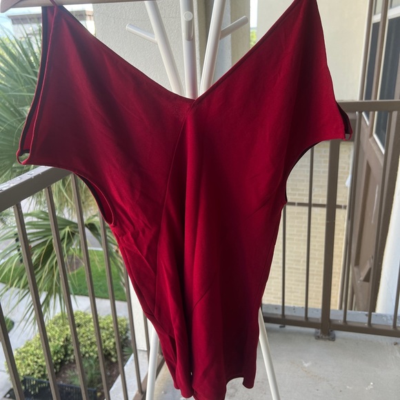 Elizabeth and James size xs - Picture 3 of 3